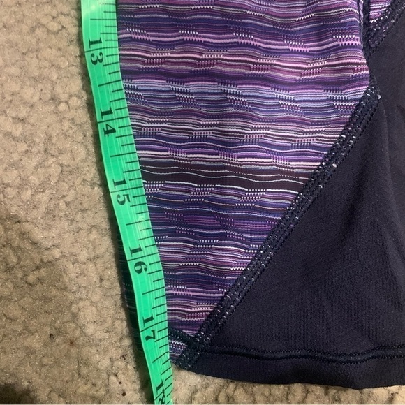 LULULEMON Vent it Out Crop Legging in Space Dye Twist Ultra Violet & Navy - Picture 10 of 12